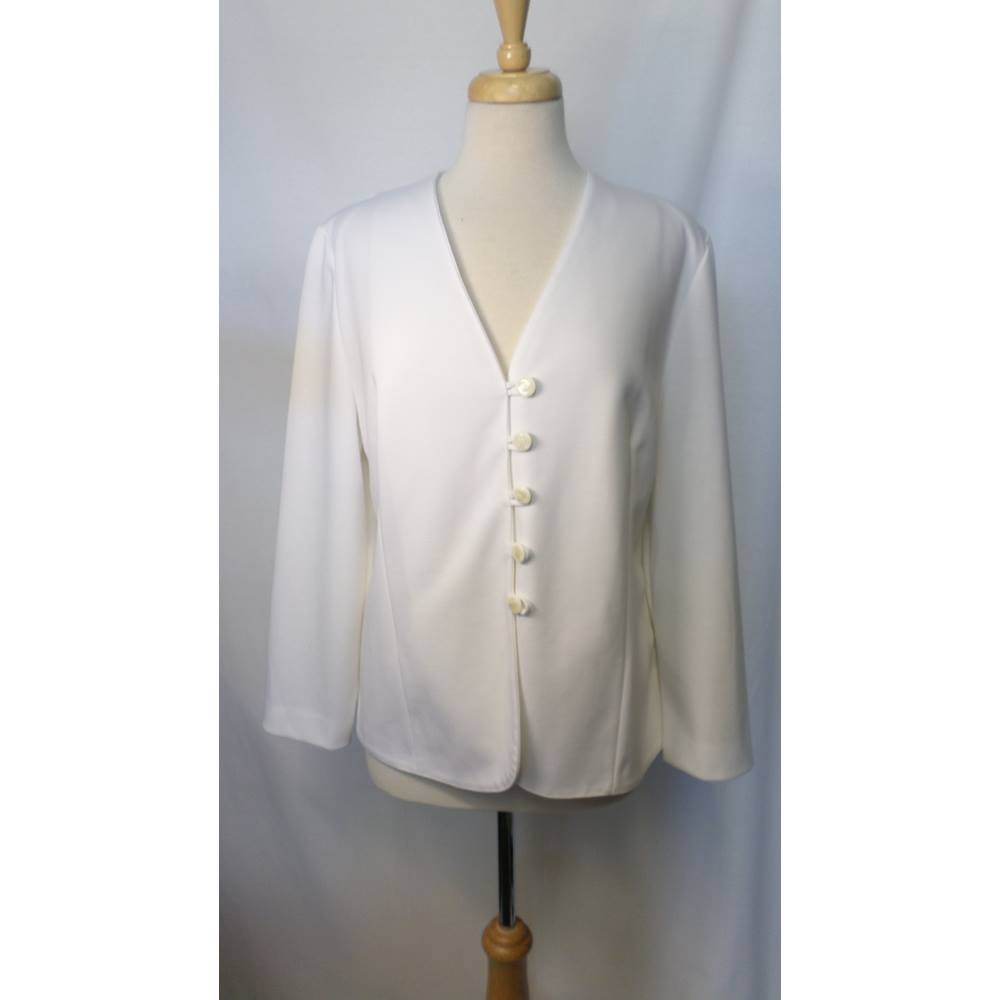 Finn Karelia - Size: 14 - White - Jacket | Oxfam GB | Oxfam’s Online Shop