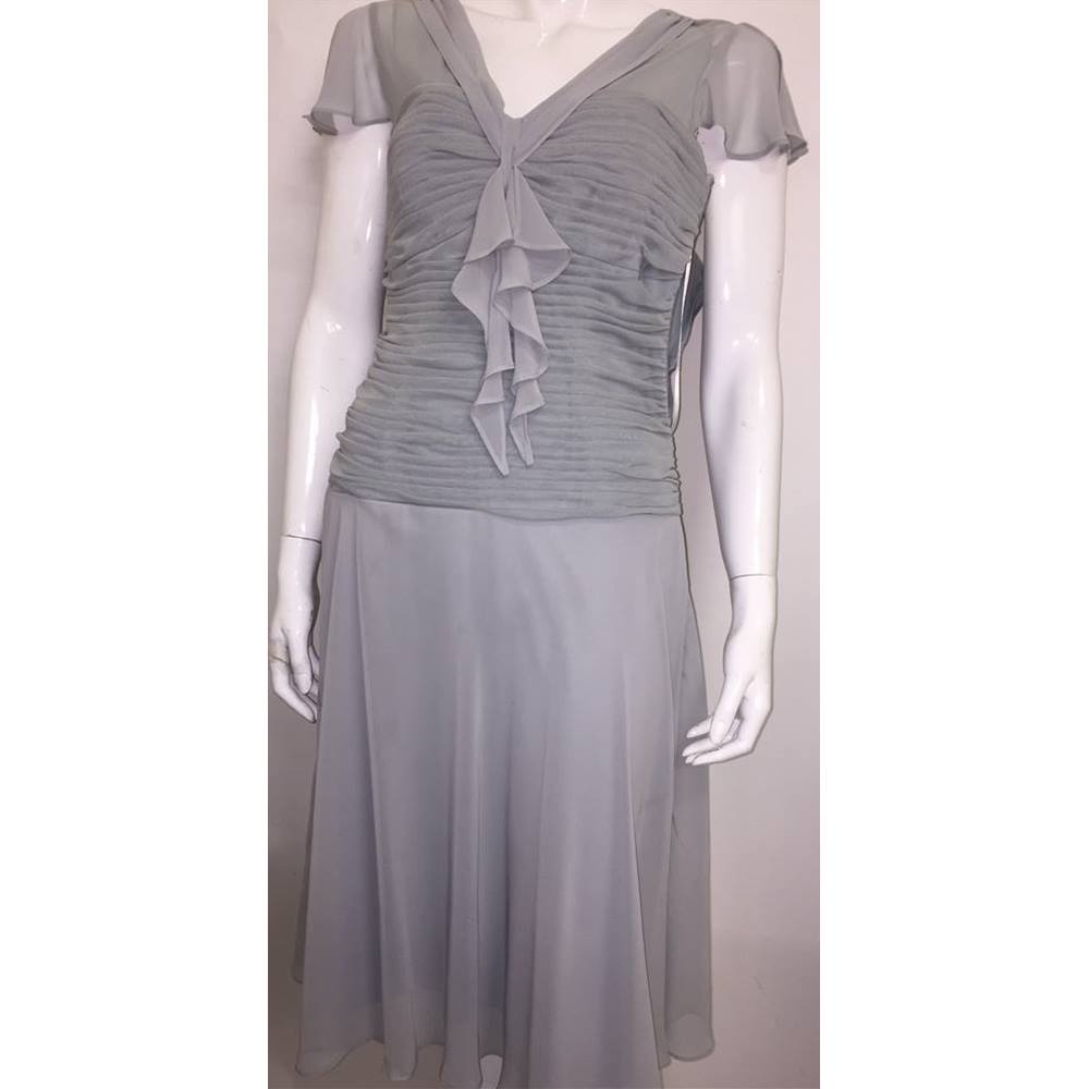 10 Knee Length Grey Dress