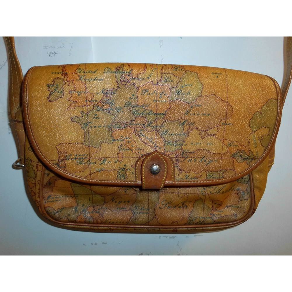 alviero martini map bag