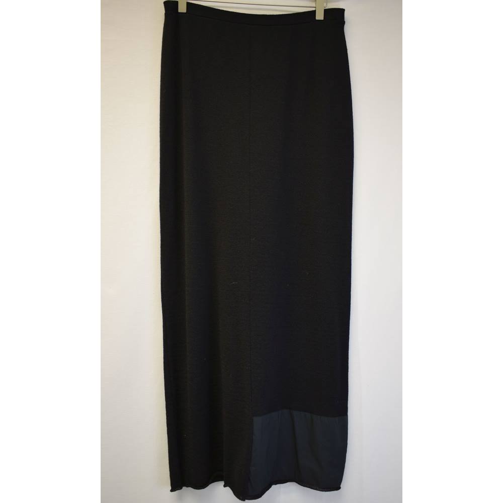 SULU Kerstin Bernecker black skirt size 14 | Oxfam GB | Oxfam’s Online Shop