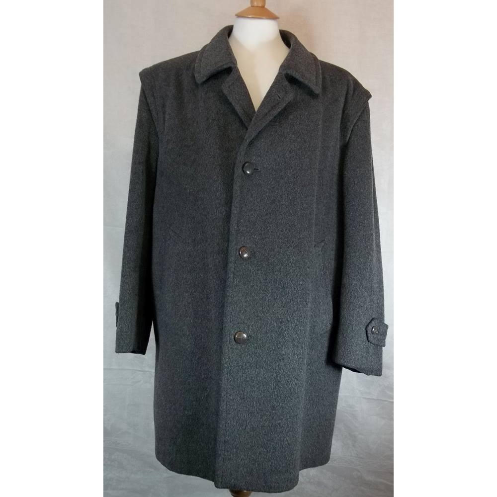 Odermark Woolen Overcoat. Grey 42 chest Odermark - Size: 42 - Grey ...
