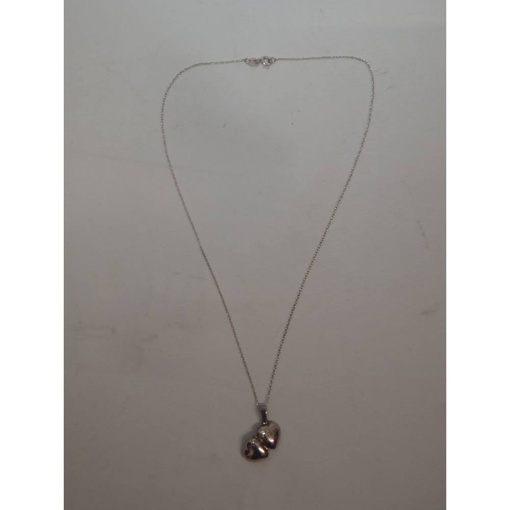 Two 925 Silver Necklaces H.Samuel - Size: Small - Metallics - Pendant ...