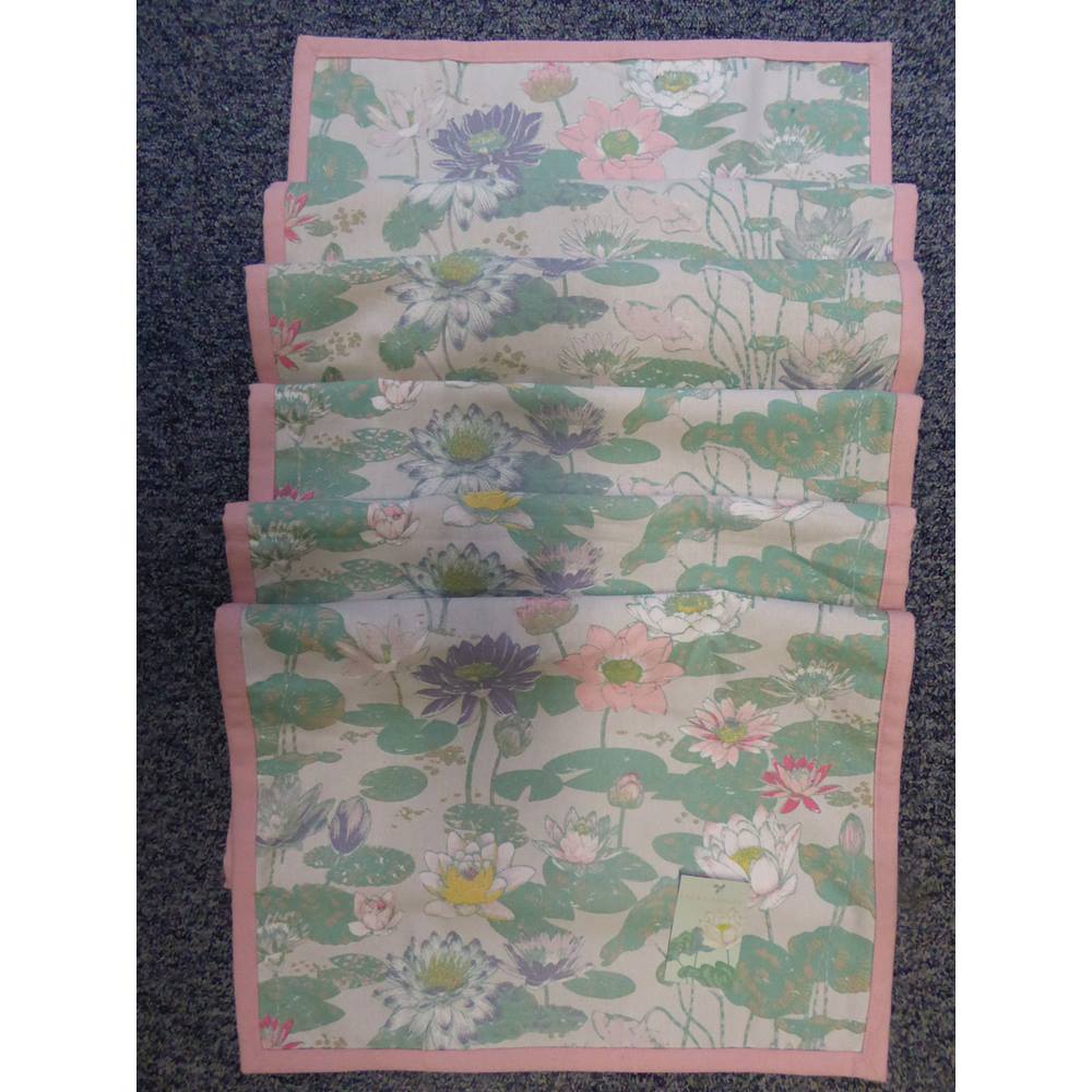 Laura Ashley Waterlilies Printed Table Runner Pink Green ...