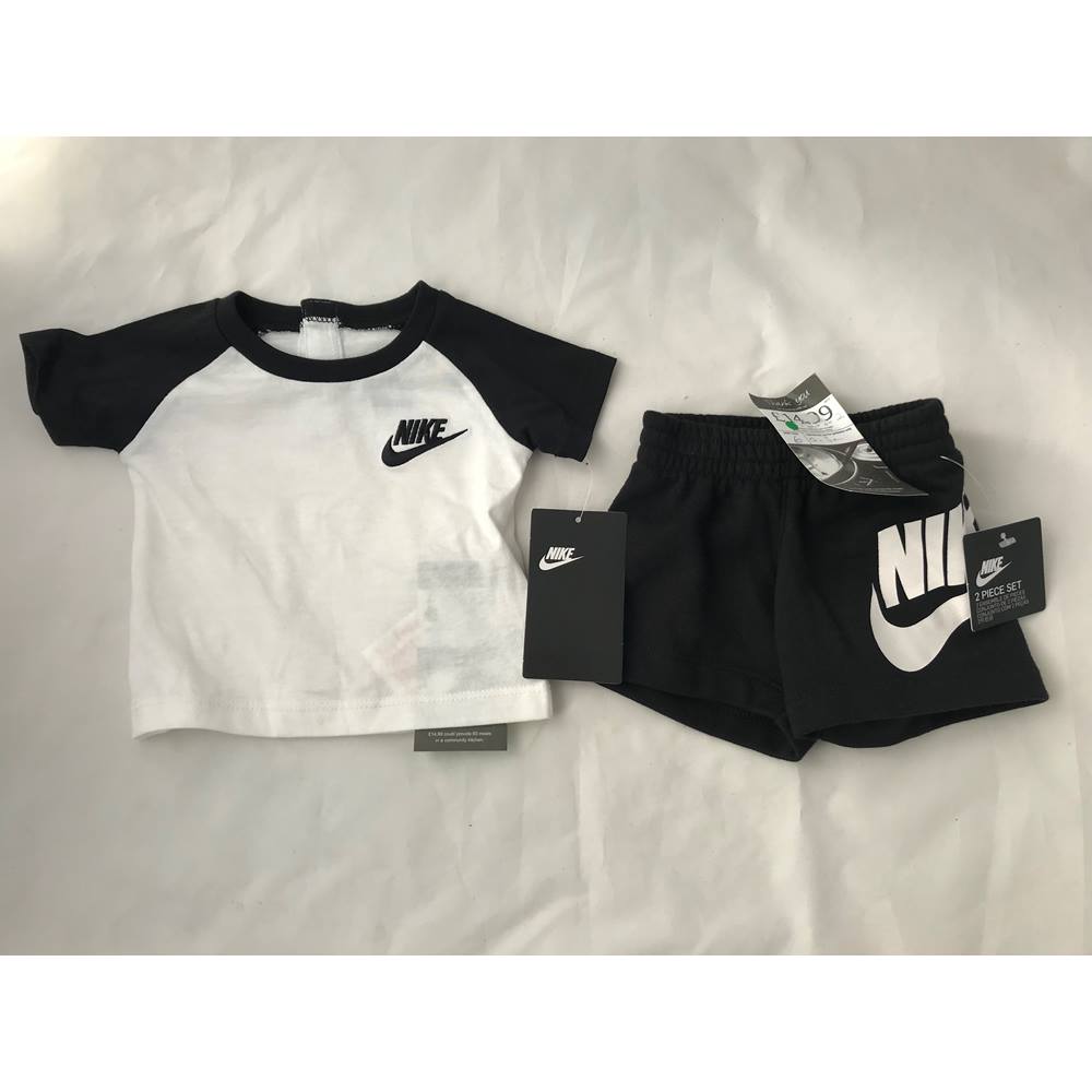 NIKE Shorts and T Shirt Set for 0-3 months BNWT | Oxfam GB | Oxfam’s ...