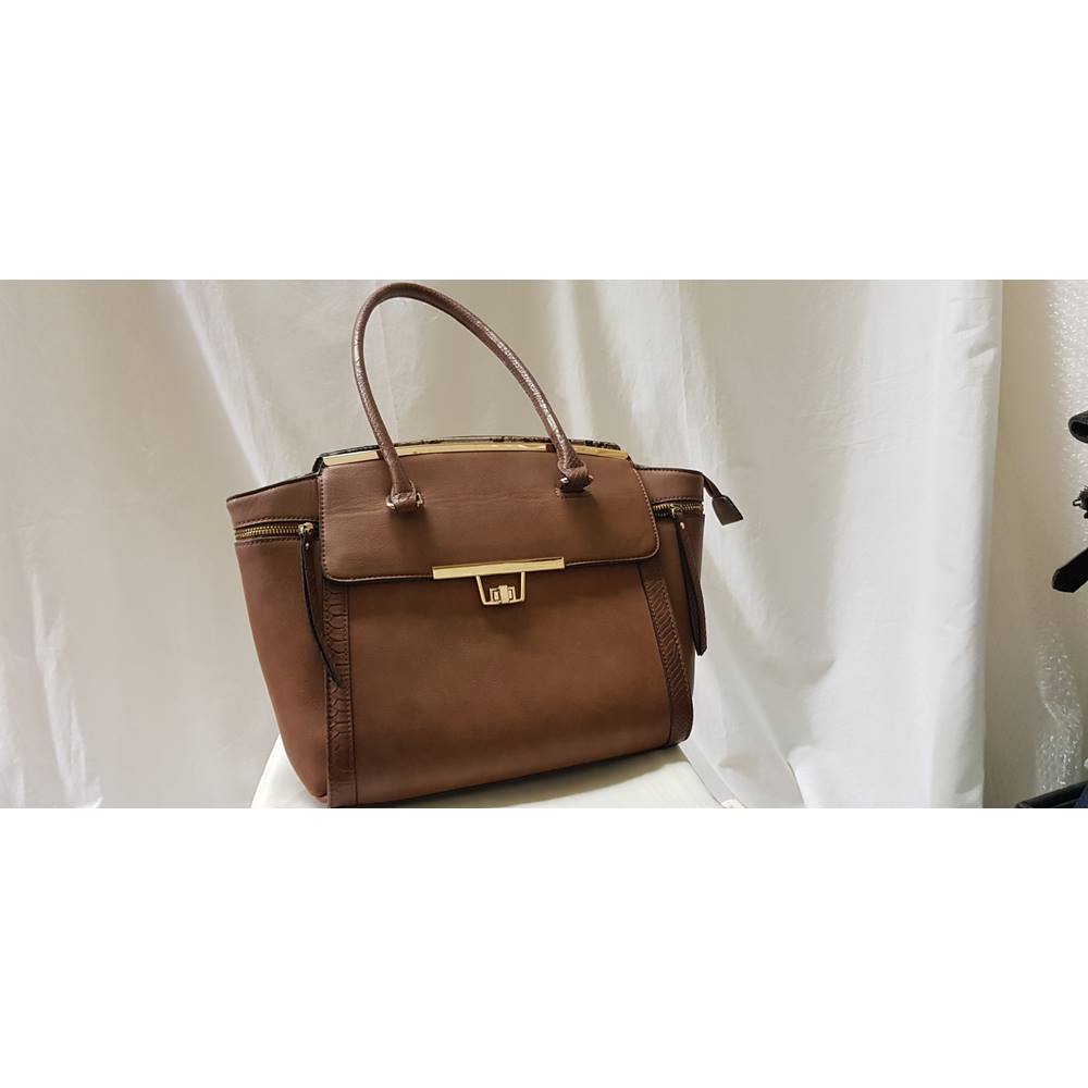 Womens Brown Bessie Handbag Bessie - Size: M - Brown - Handbag | Oxfam ...