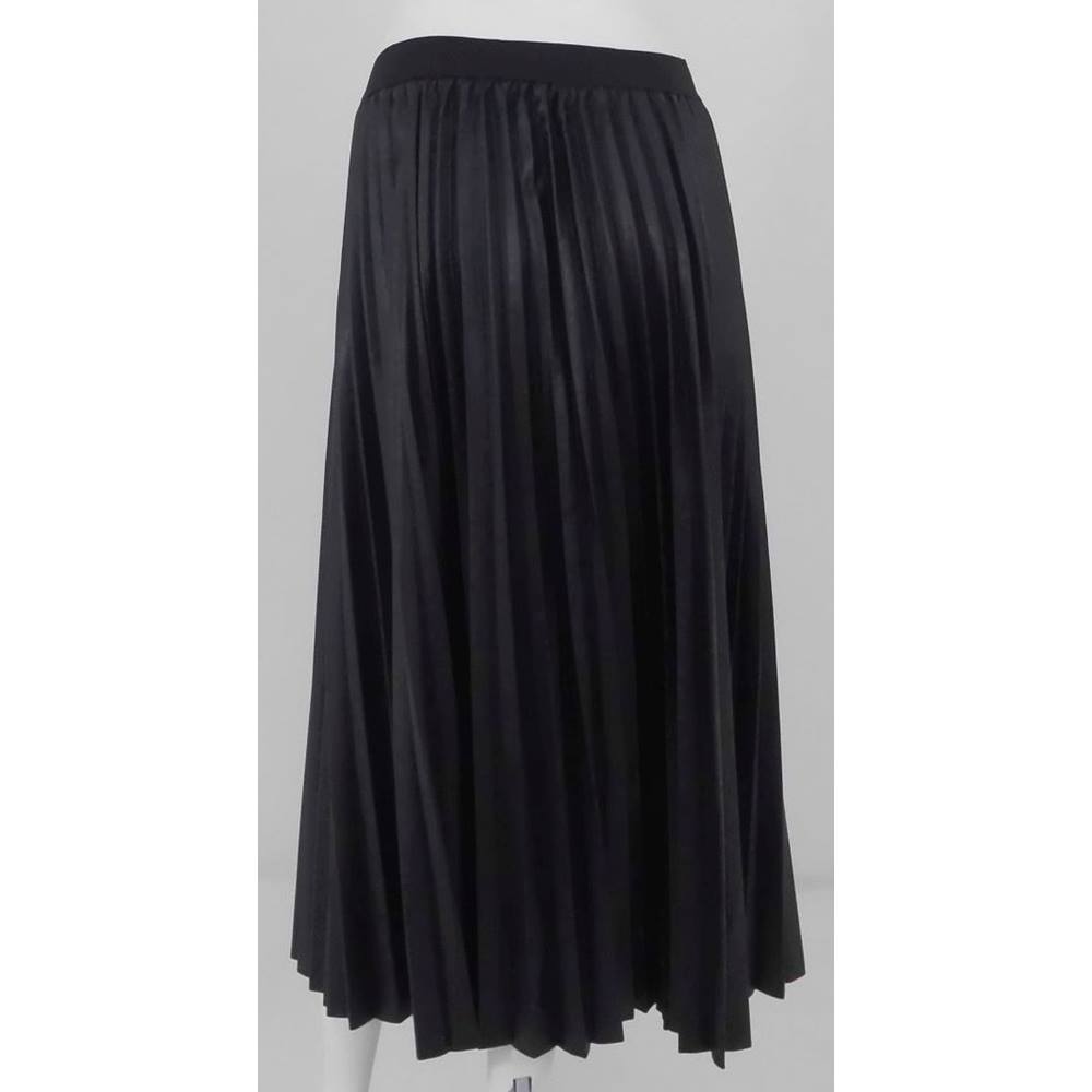 NWOT Marks & Spencer Collection Black Faux Leather Pleated Skirt Size ...