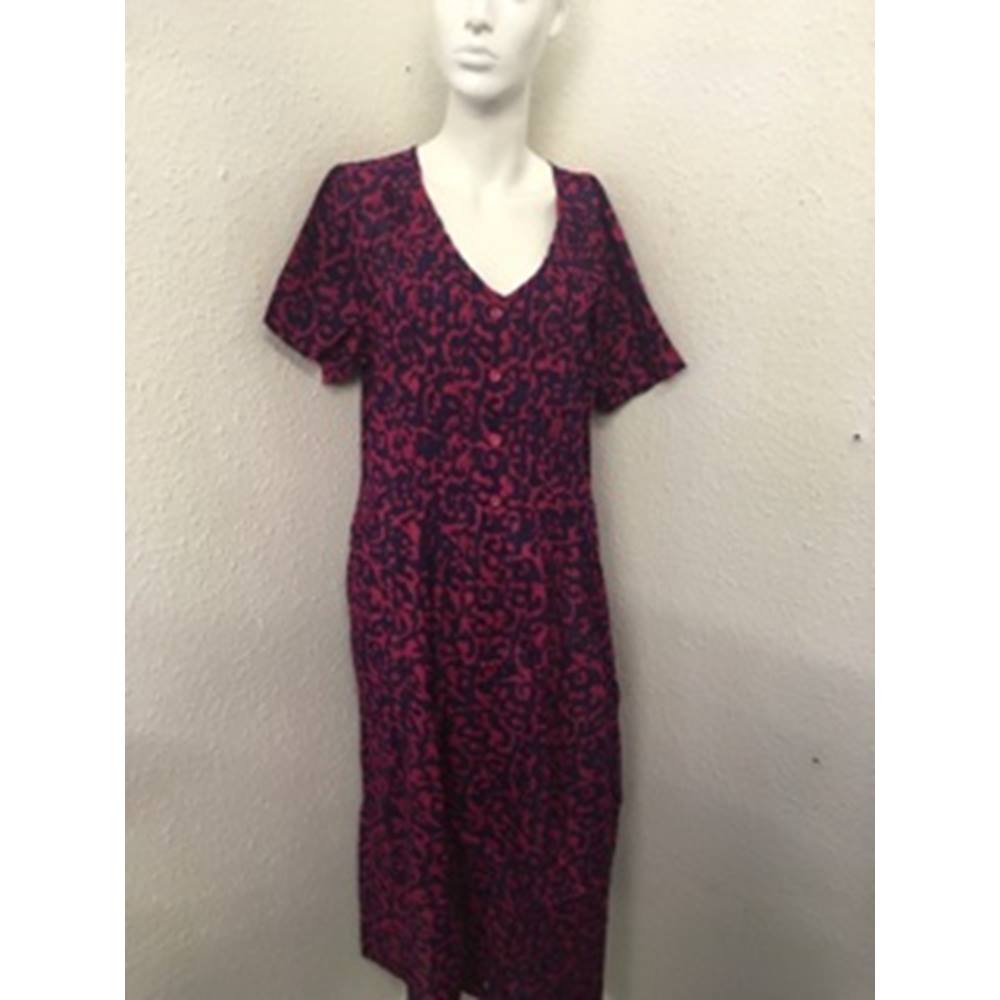 BNWT Lily Ella Colwyn Dress Lily Ella - Size: 18 - Purple | Oxfam GB ...