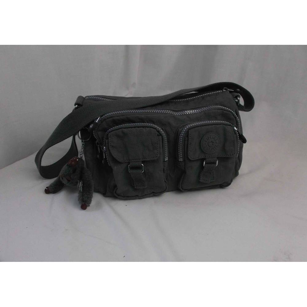 kipling monkey purse