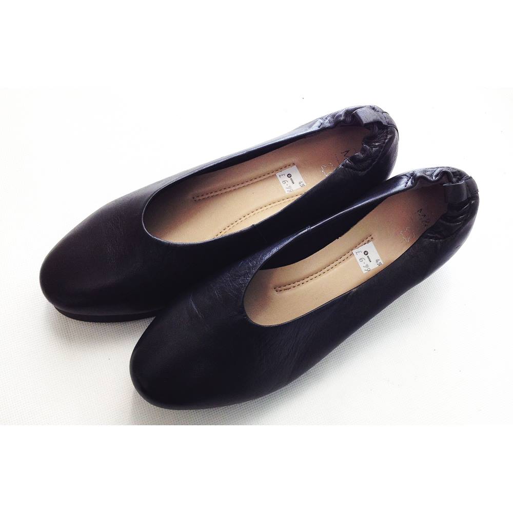 M&S Marks & Spencer - Size: 5.5 - Black - Heeled shoes | Oxfam GB ...