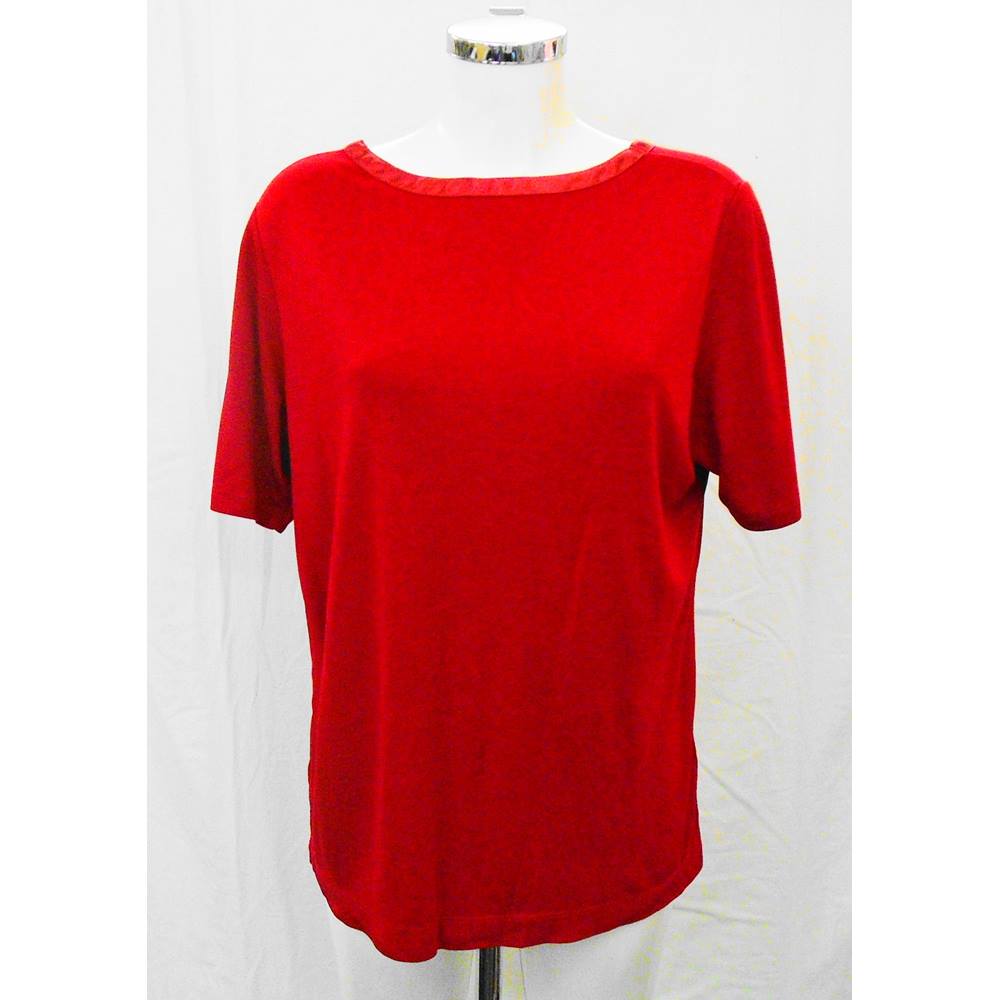 M&S red T shirt Size 18 | Oxfam GB | Oxfam’s Online Shop