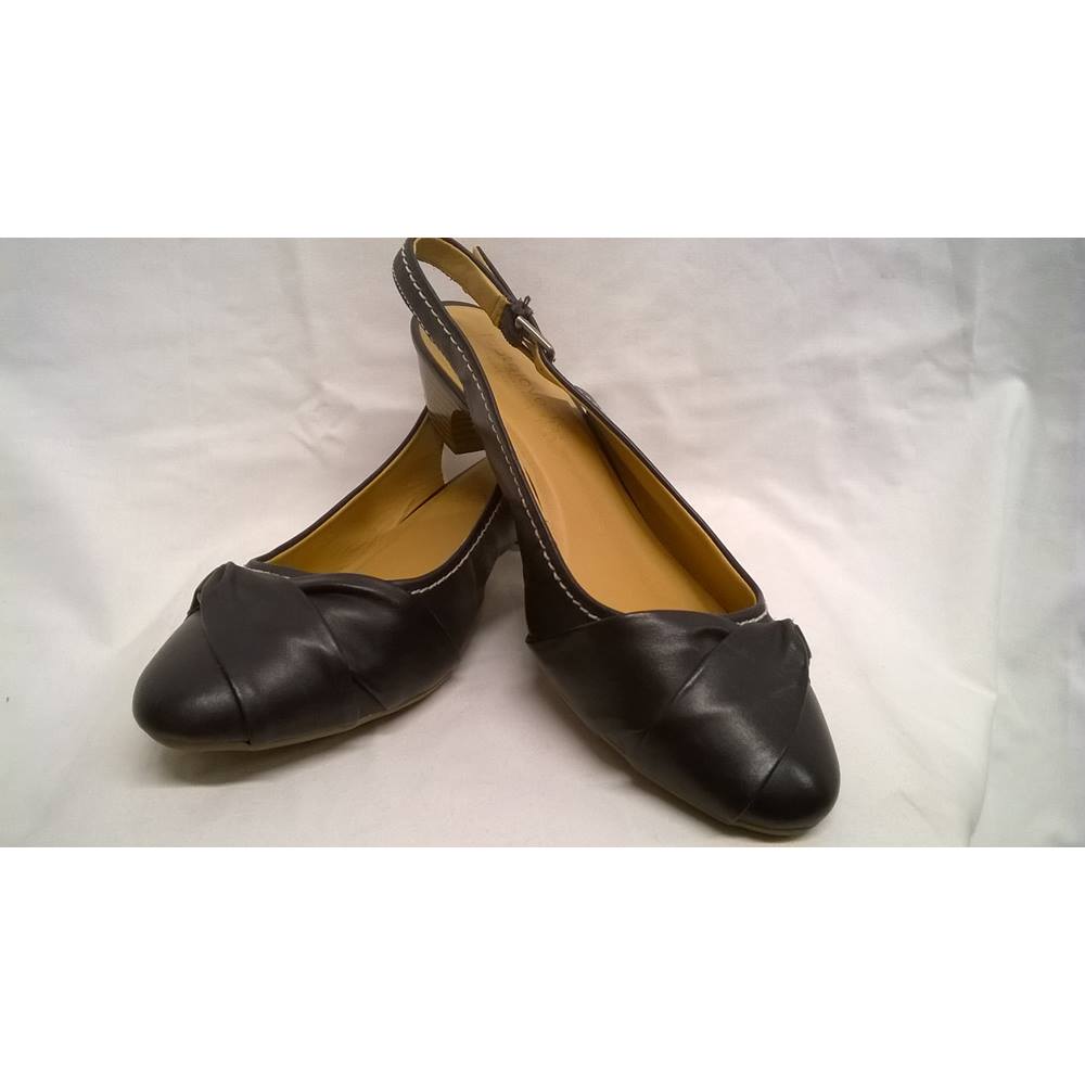 marks and spencer sling back