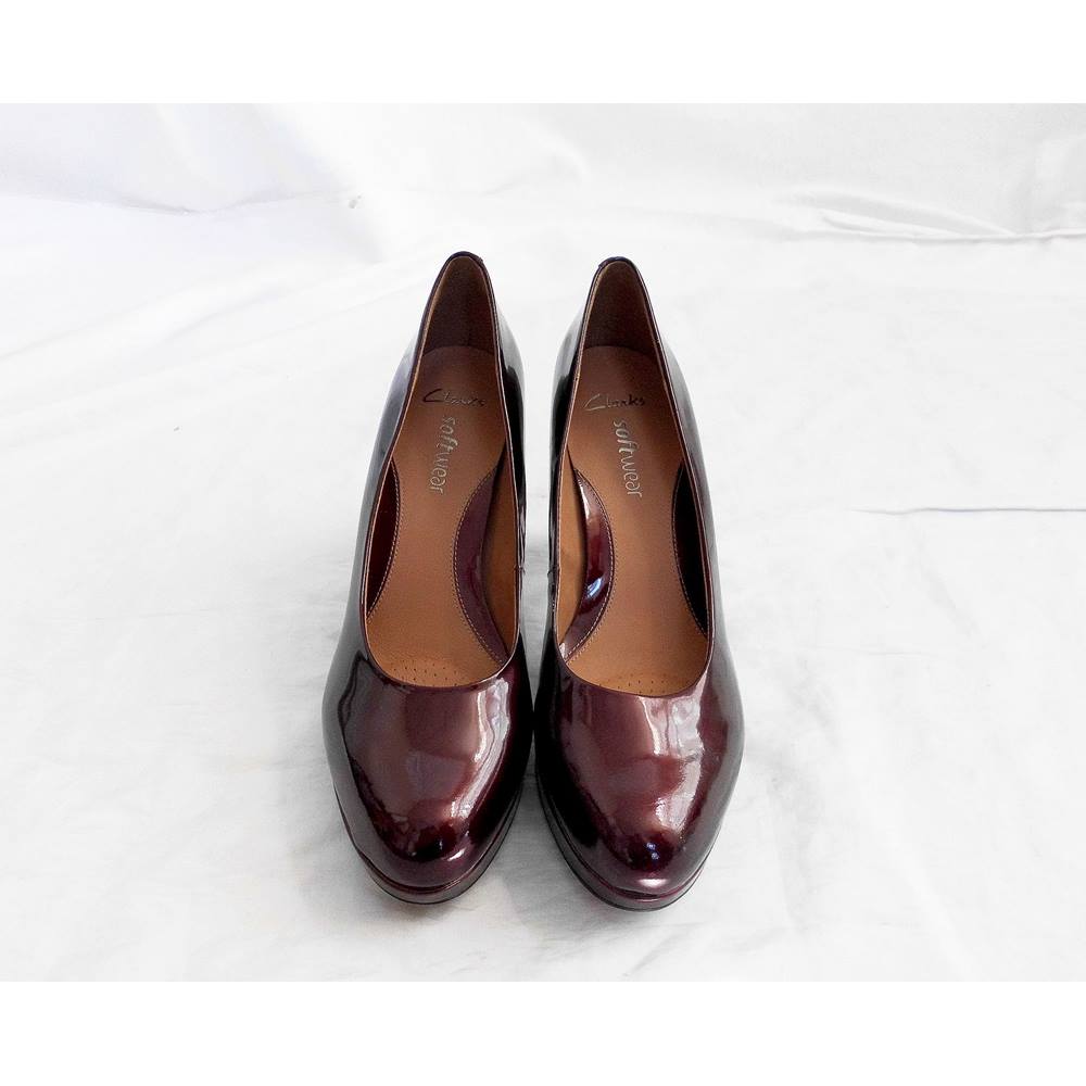 Clarks - Size: 8 - Cherry Red - Court shoes/Pumps | Oxfam GB | Oxfam’s ...