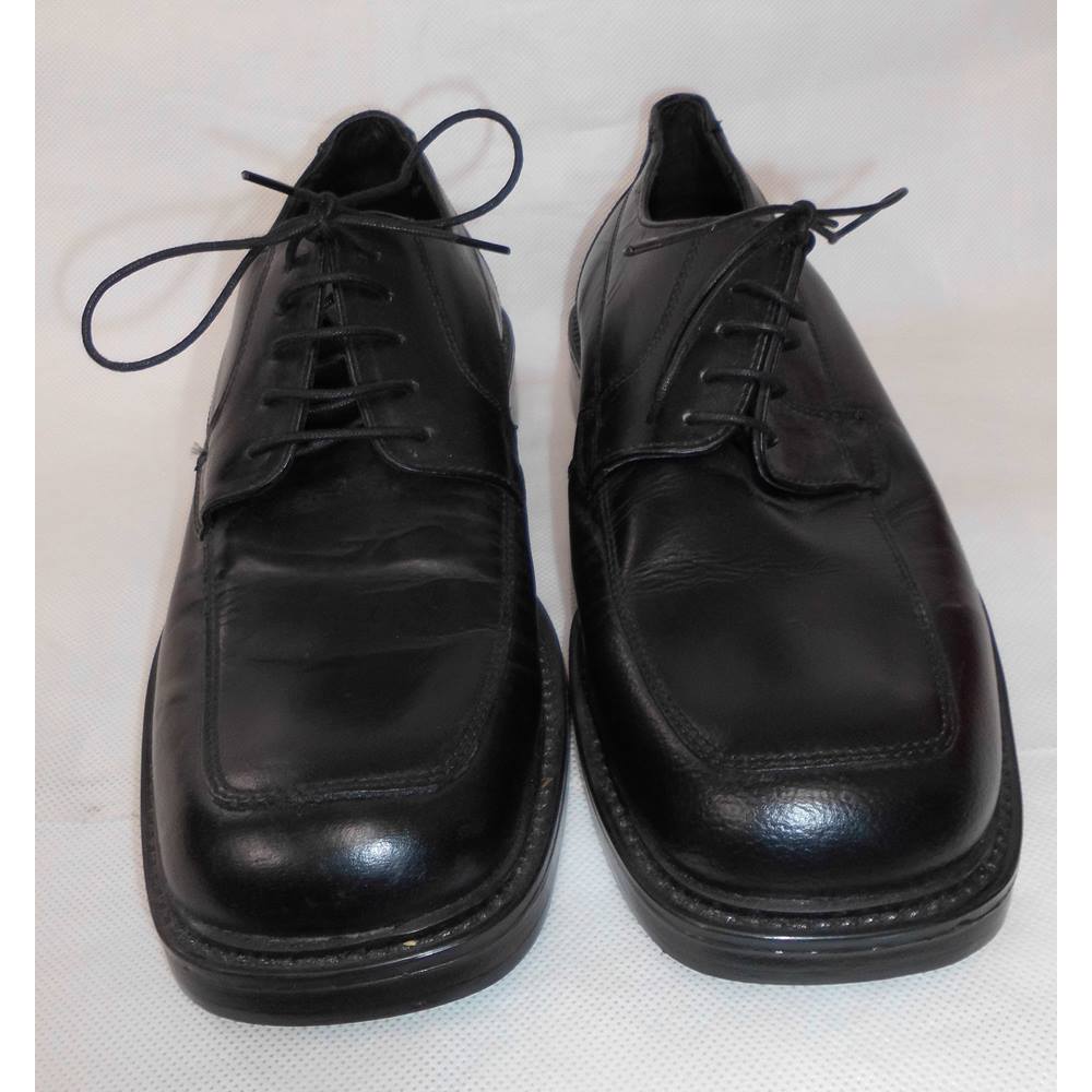 Black Burton Shoes- Size 9.5 For Sale in Haddington, East Lothian ...