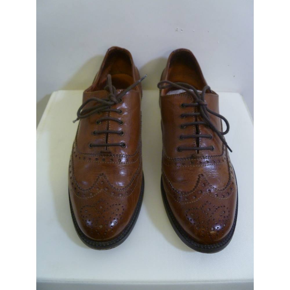 russell and bromley brogue