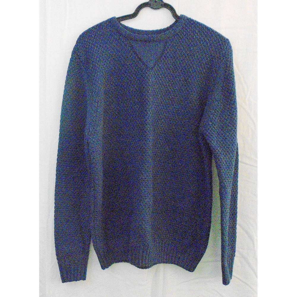 Cedar Wood State navy sweater Size L | Oxfam GB | Oxfam’s Online Shop