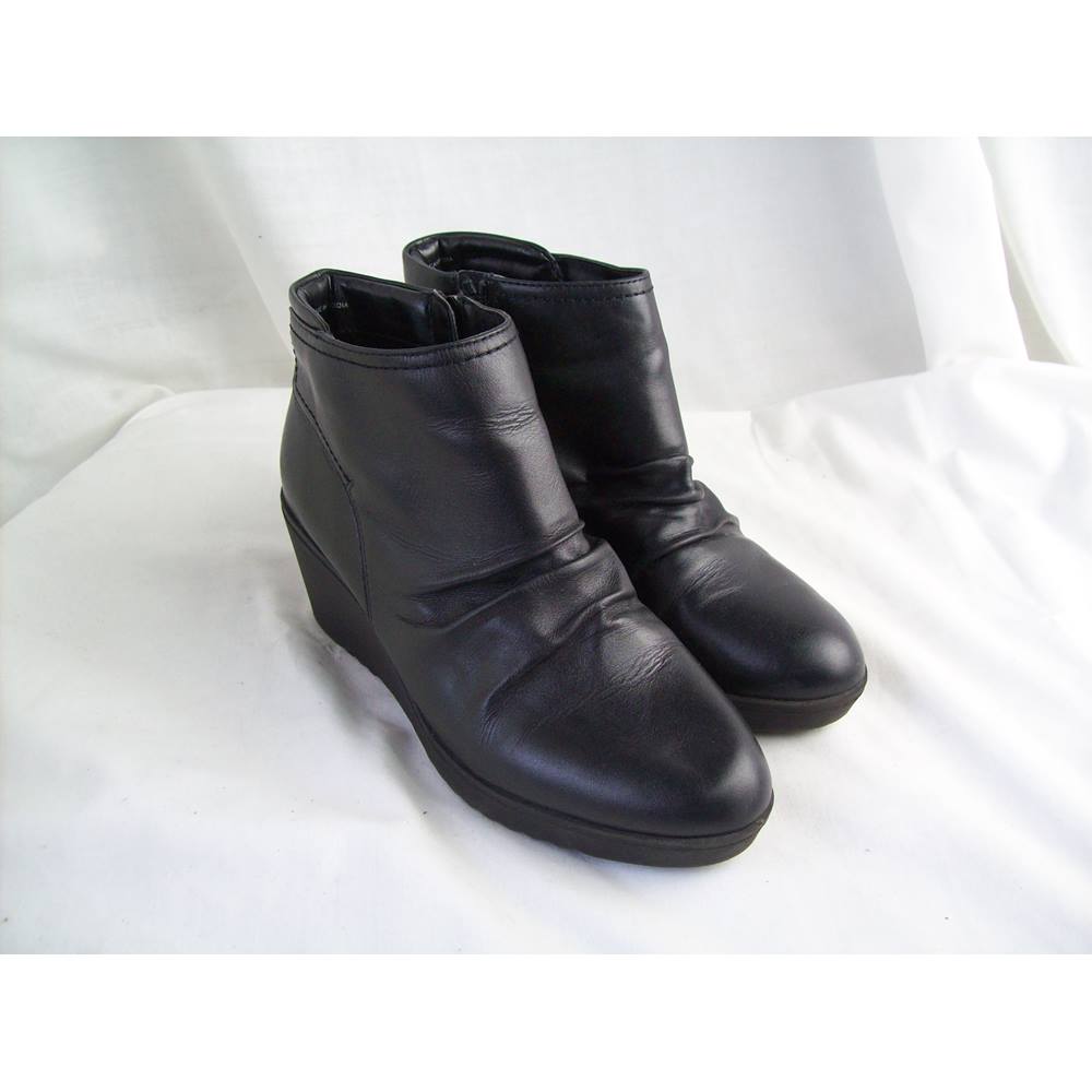 M&S Foot Glove Black Ankle Boots - Footglove - Leather | Oxfam GB ...