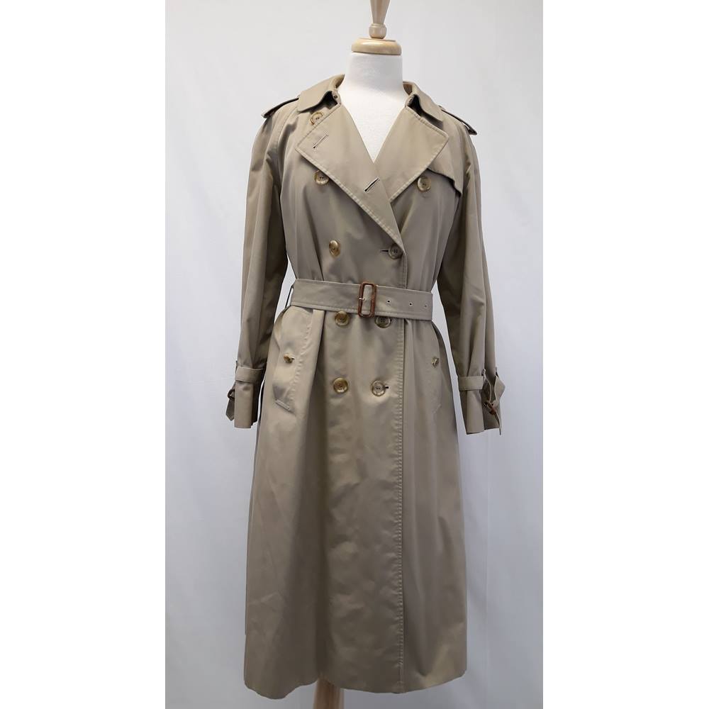 Vintage Burberry beige trenchcoat size L | Oxfam GB | Oxfam’s Online Shop