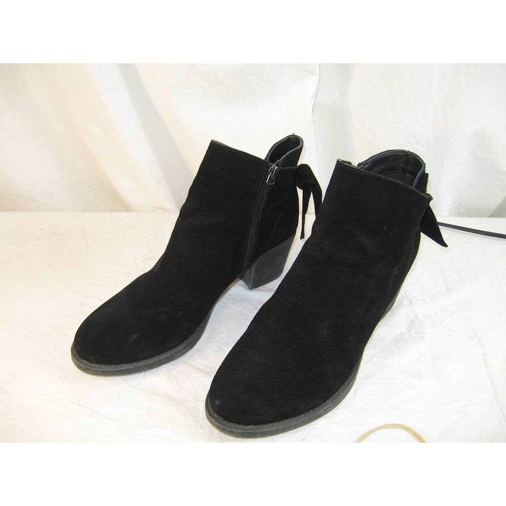 shuropody boots