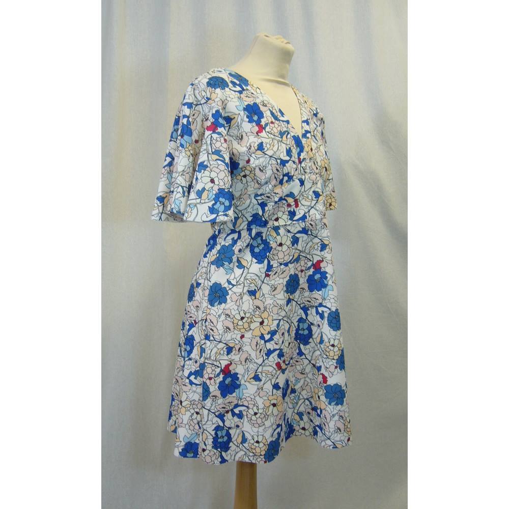 Ivivi Collection size M white and blue floral mix dress | Oxfam GB ...