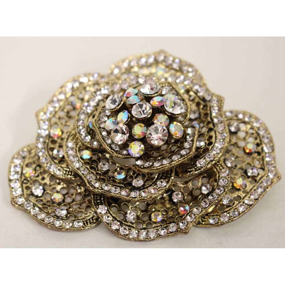 Butler & Wilson crystals flower brooch Butler & Wilson - Size: Medium ...