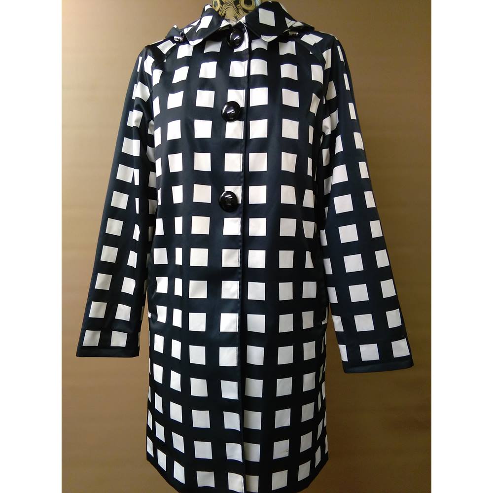 Kate Spade Rare Black and White Trench Coat Kate Spade - Size: S