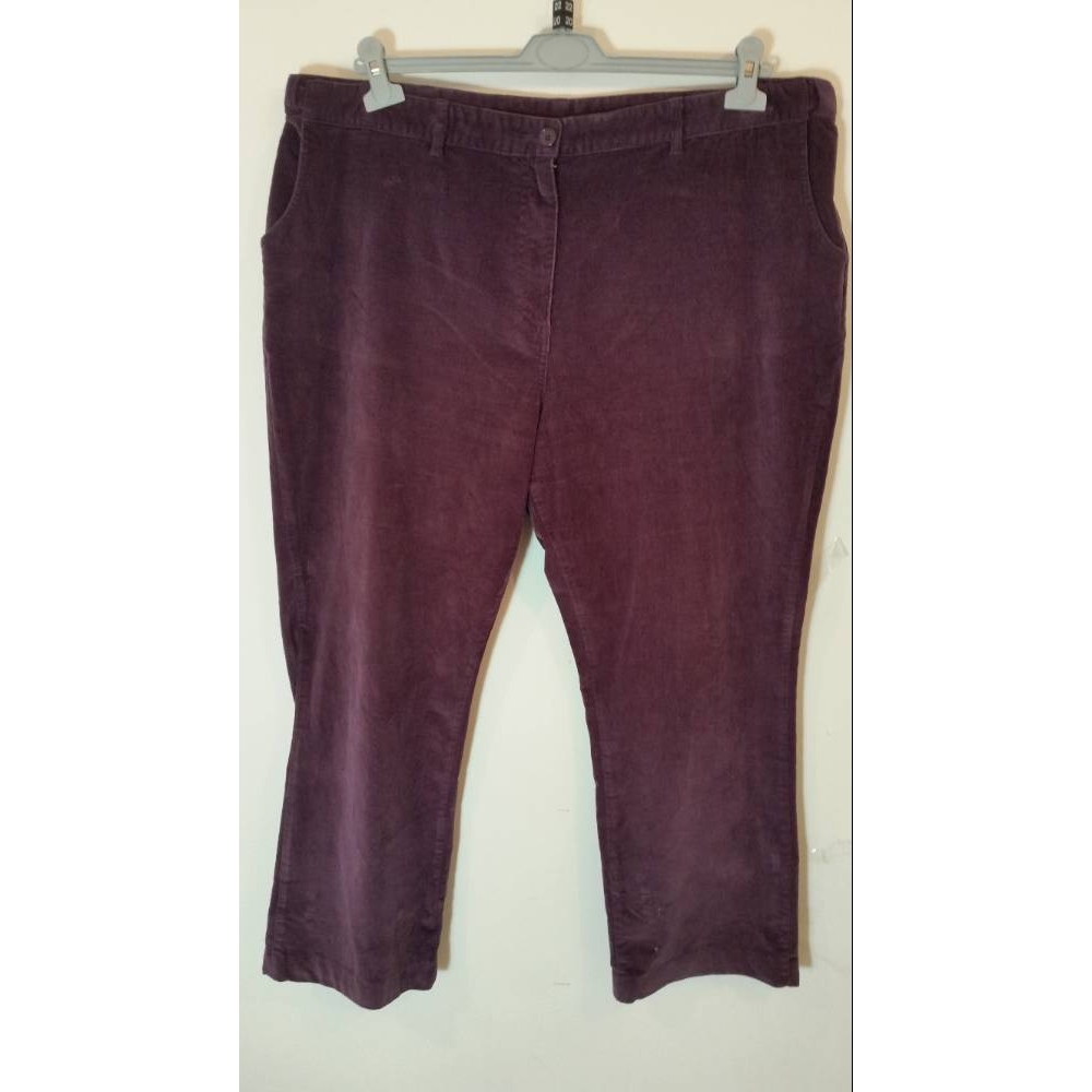 Cotton Traders Cotton corduroy trousers wine Size: 38