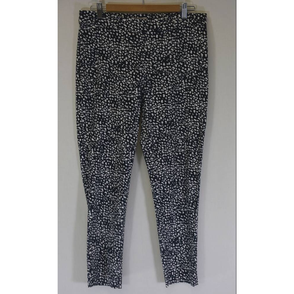 Hobbs Trousers Navy and White Size: M For Sale in Bristol | Preloved