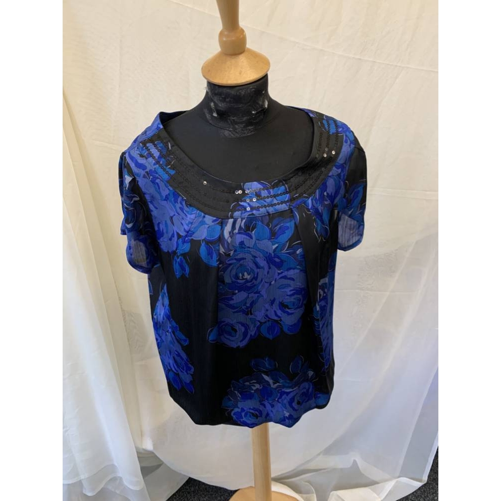 david emanuel top - Second Hand Women's Clothing, Buy and Sell | Preloved