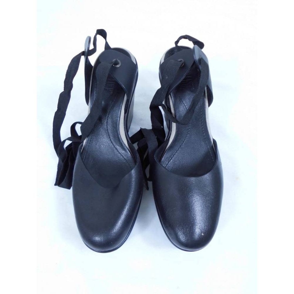 Ruco Line Leather Wedge Shoes Black Size: 7 | Oxfam GB | Oxfam’s Online ...