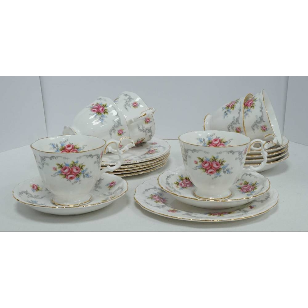 Royal Albert Bone China 'Tranquility' Design - Six Teacups, Six Saucers ...