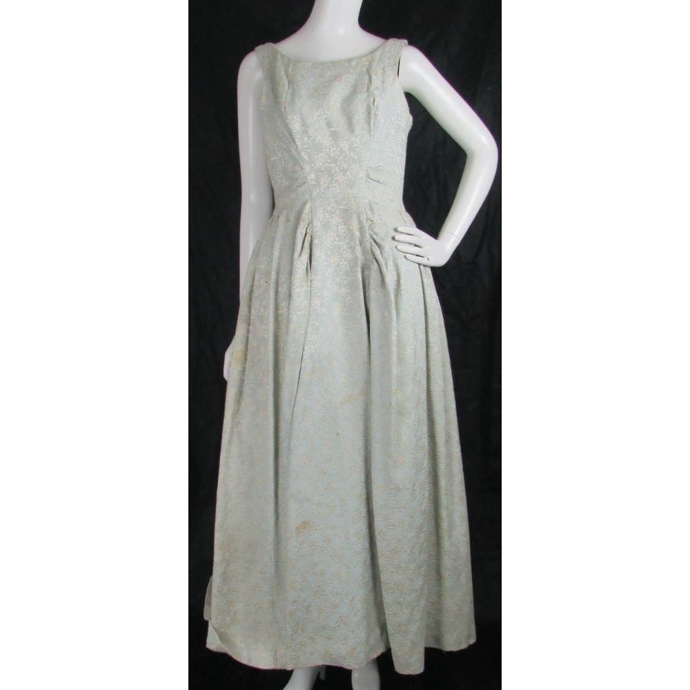 Preview of the first image of VINTAGE 1950s Frank Usher long Brocade Cocktail Dress Cream & Gold Size: 6.
