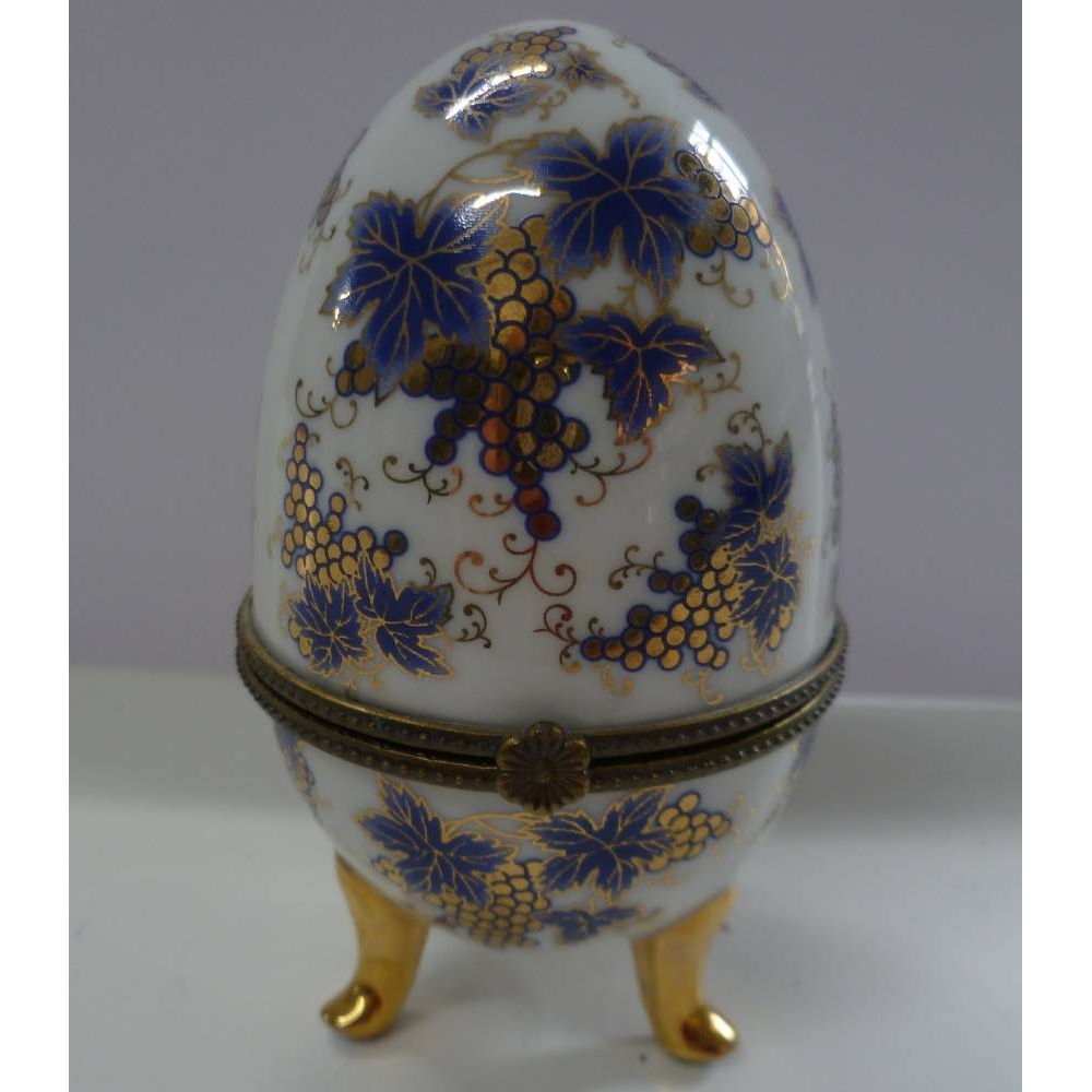 Regal Decorative Ceramic Egg for sale  Carlisle
