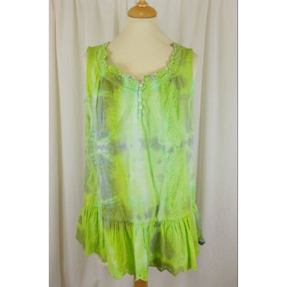 Preview of the first image of M&S Marks & Spencer Tie Dye Top Green Size: 12.