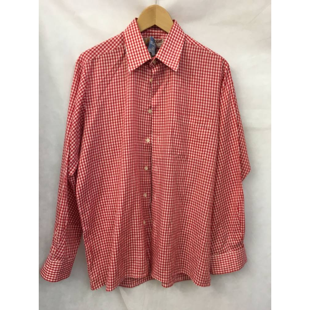 Hornes Gingham check shirt Red Size: M | Oxfam GB | Oxfam’s Online Shop