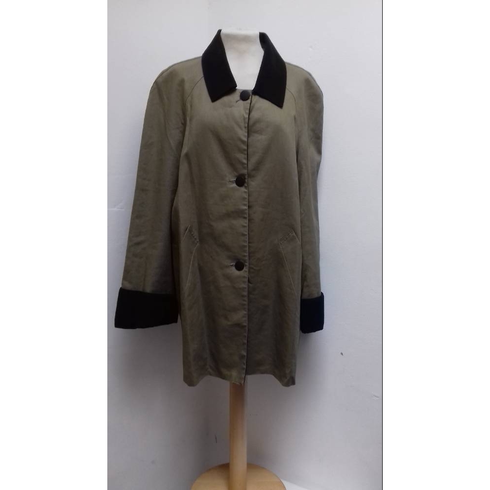 Winnie Magee Weather-proofed linen coat Olive green Size: M | Oxfam GB ...