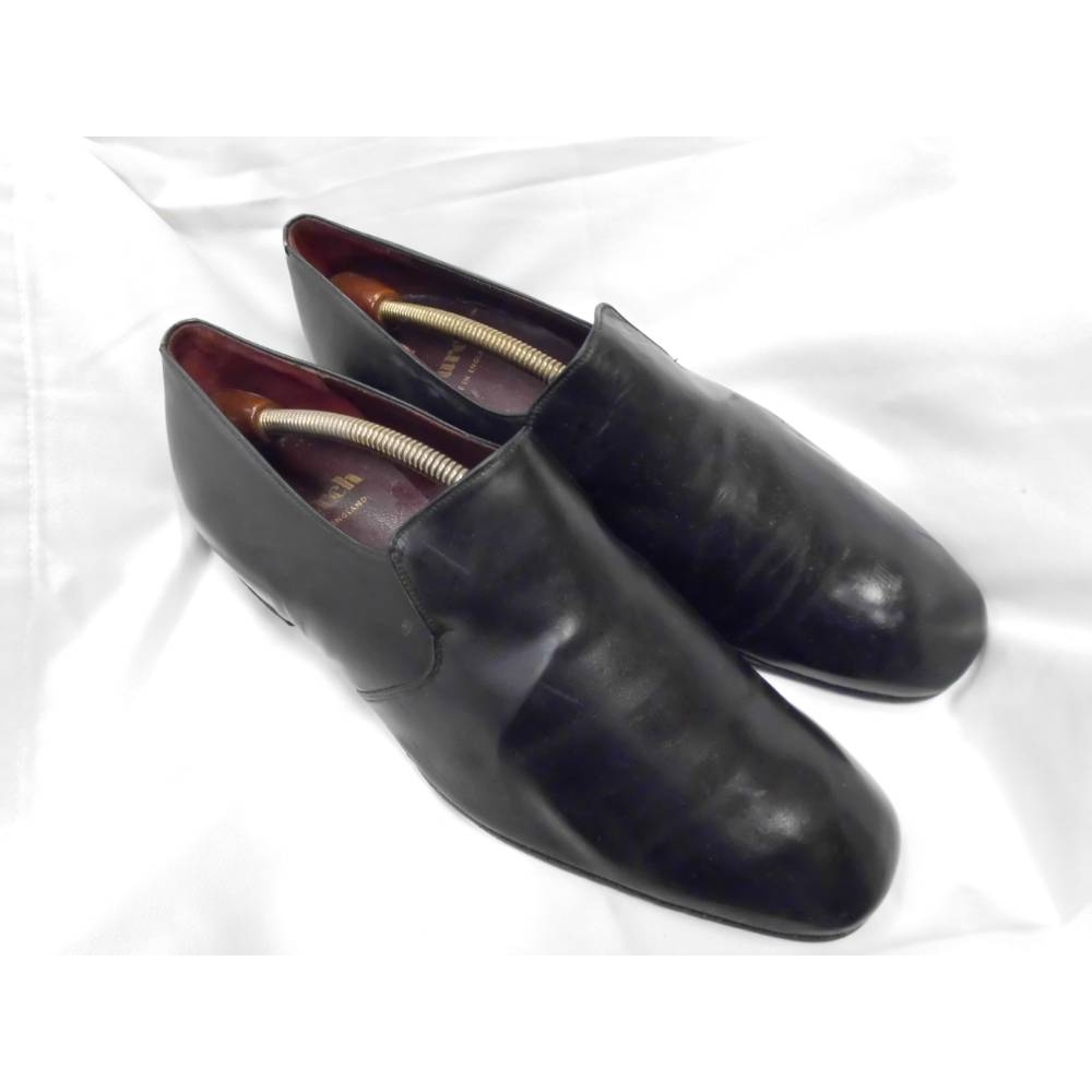black church shoes