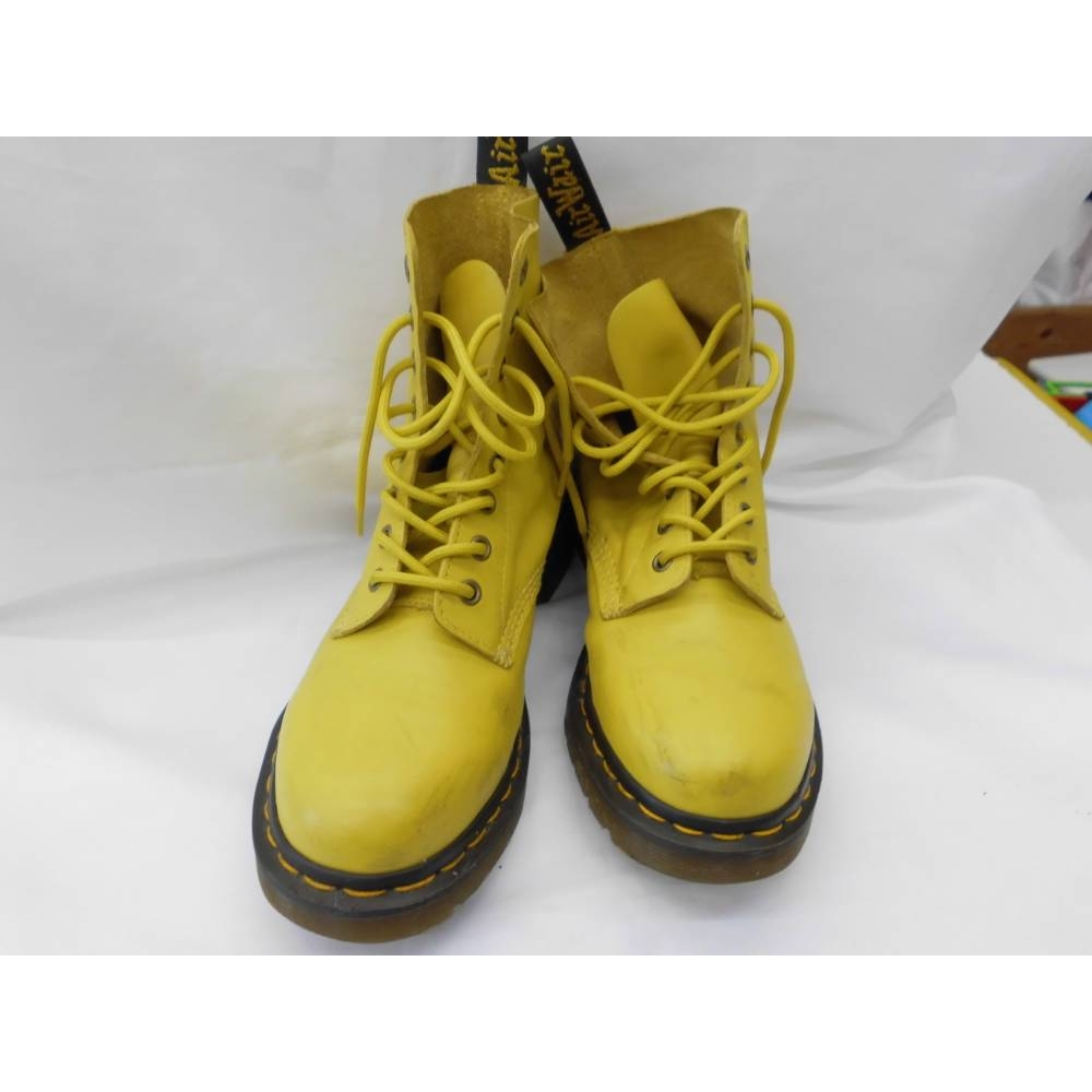 cheap ladies boots size 6