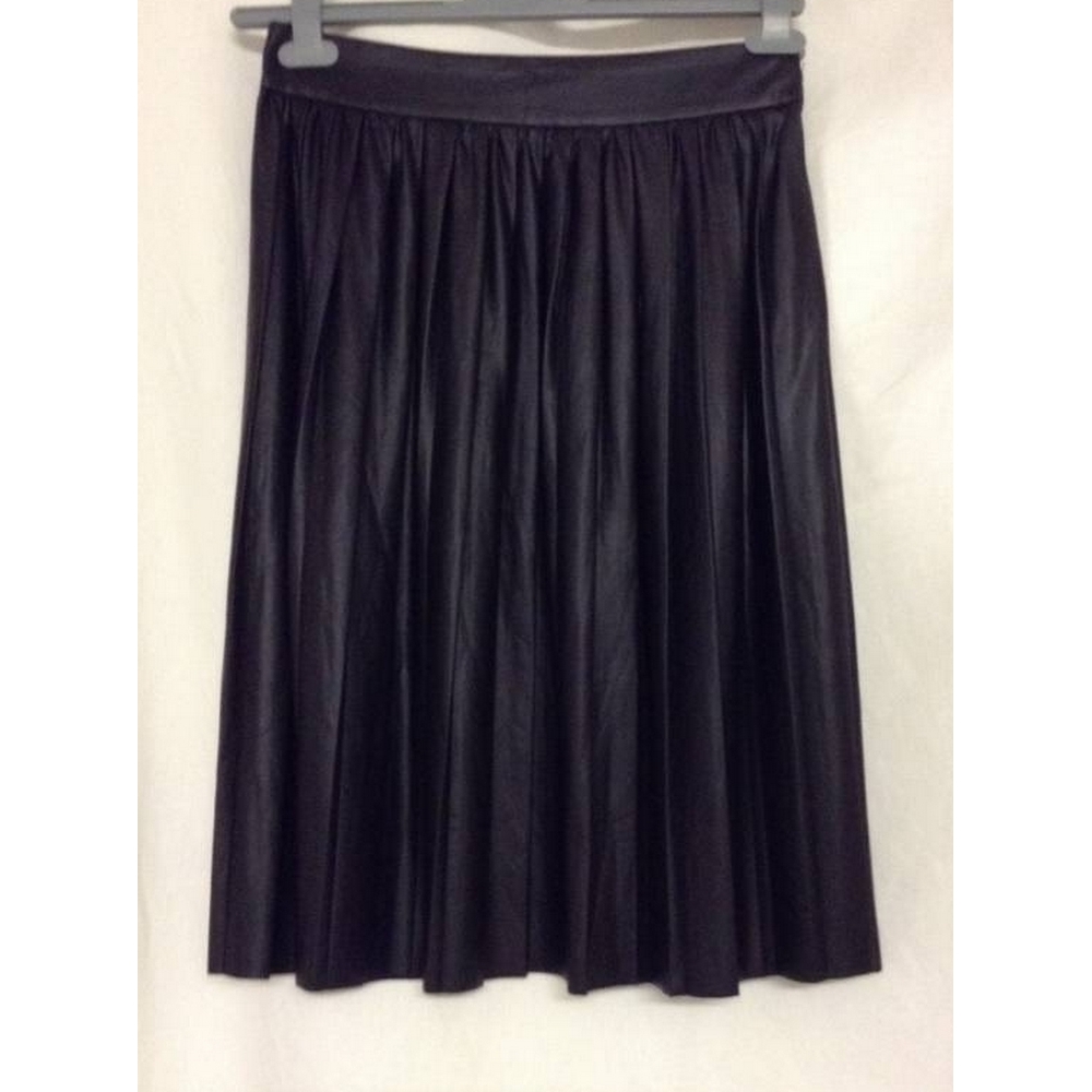 Zara Woman Shiny Pleated Skirt Black Size: S For Sale in Brigg ...