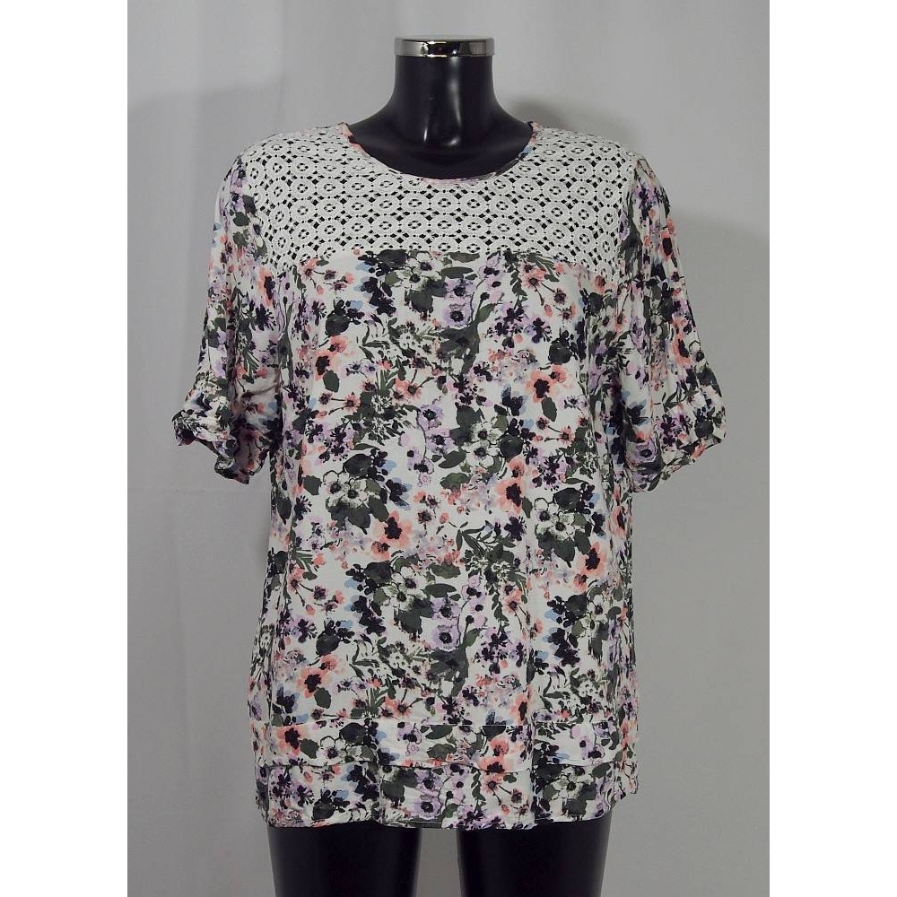 Florence and Fred Floral Top Multi Size: 18 | Oxfam GB | Oxfam’s Online ...