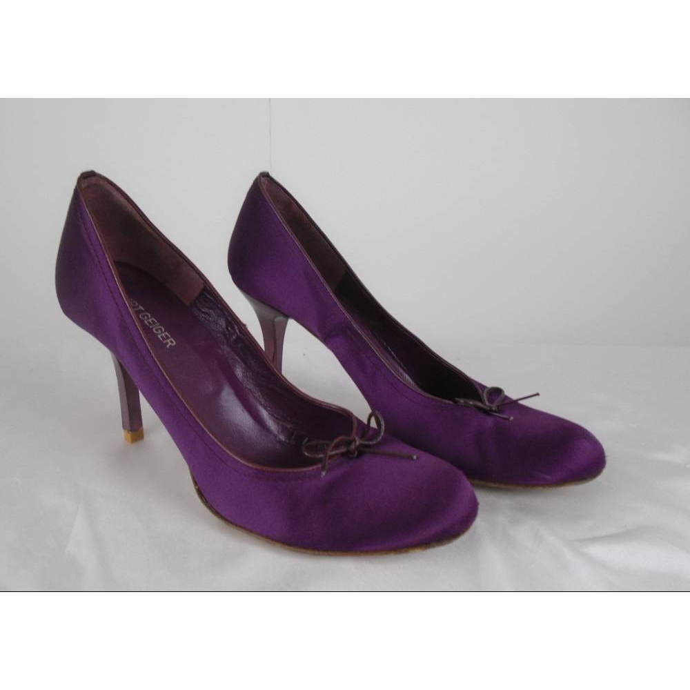 Kurt Geiger Court Shoe Purple Size: 4 For Sale in London | Preloved