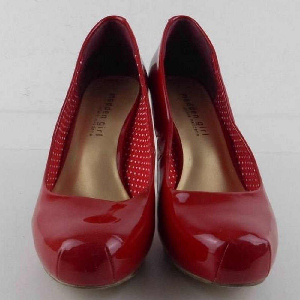 Steve Madden Court Shoe Red Patent Size: 6 | Oxfam GB | Oxfam’s Online Shop
