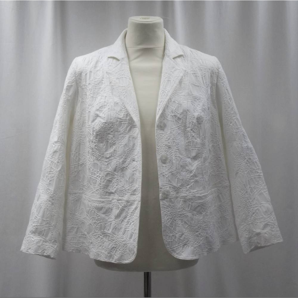 Riddella Ladies embossed floral jacket white Size: 20 For Sale in Truro ...