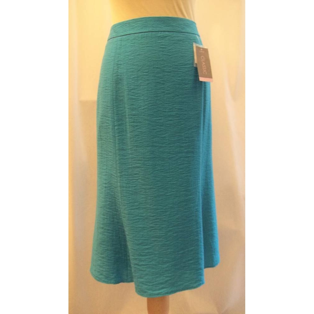 Image 1 of EWM Pure Classics Short Viscose Skirt Size 2 Turquoise Size: One size: plus