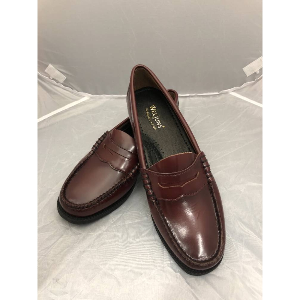 G.H. Bass & Co BRAND NEW loafers Burgundy Size: 3 For Sale in Uxbridge